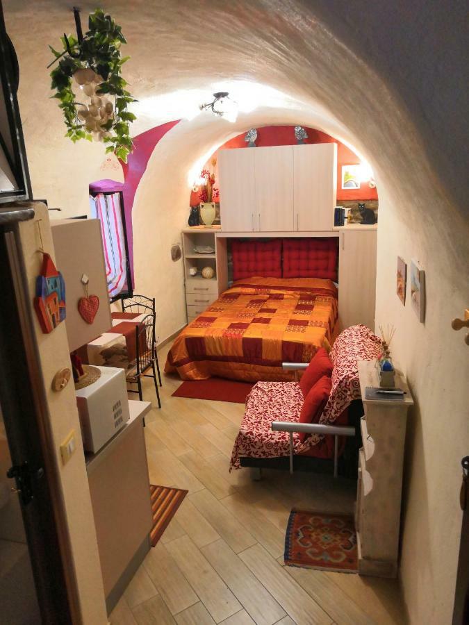 Il Torchio Daire Dolceacqua Dış mekan fotoğraf