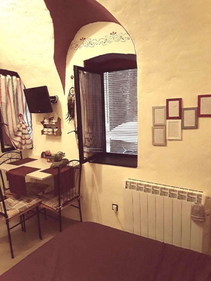 Il Torchio Daire Dolceacqua Dış mekan fotoğraf